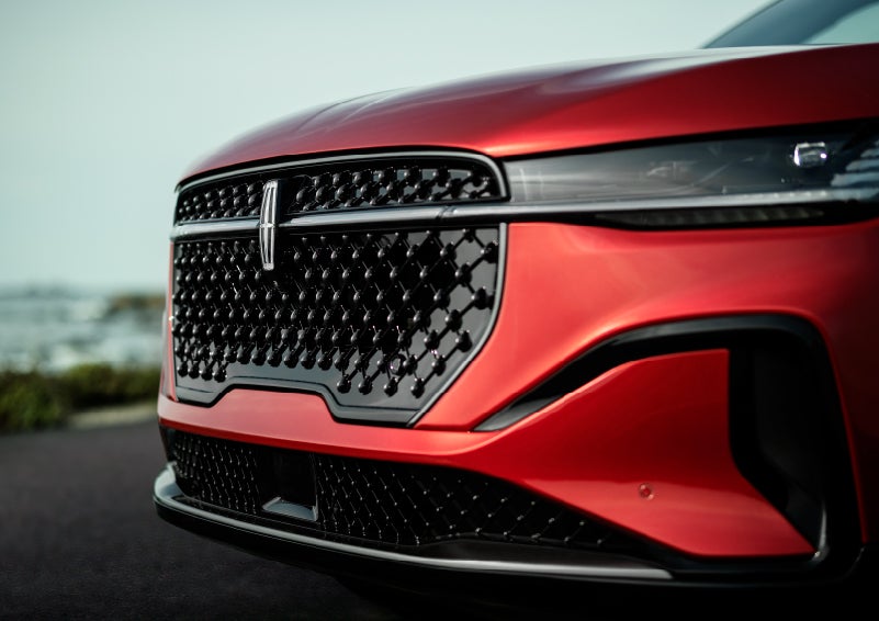 The sleek grille of a 2024 Lincoln Nautilus® SUV with the available Jet Appearance Package makes a bold statement. | Pilson Lincoln in Mattoon IL